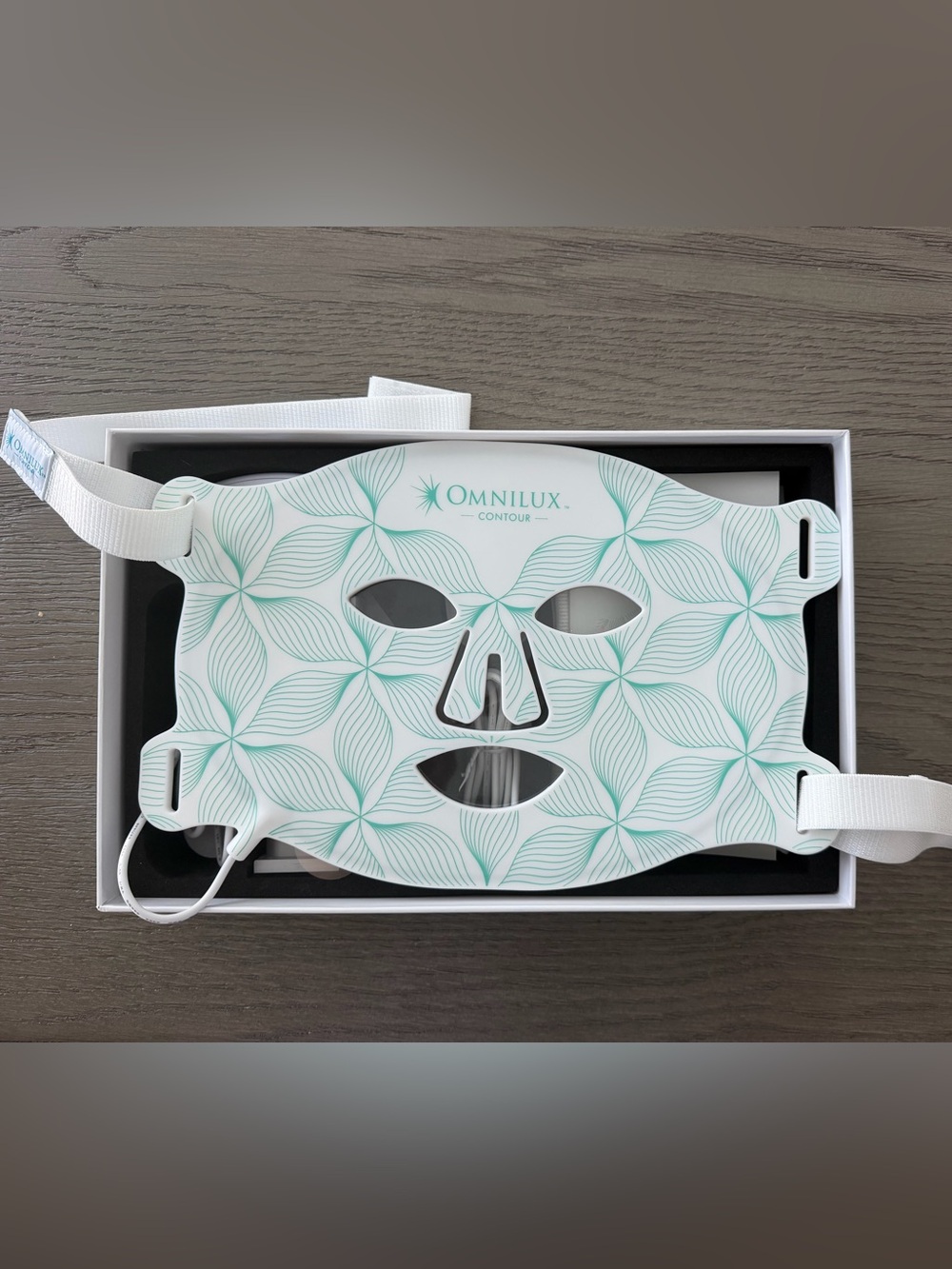 OMNILUX Contour LED Red light Facial Mask